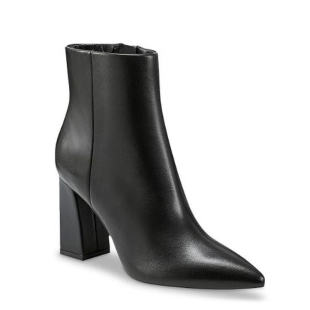 Marc Fisher LTD Jina Pointy Toe Ankle Booties in Black Leather - NWT
